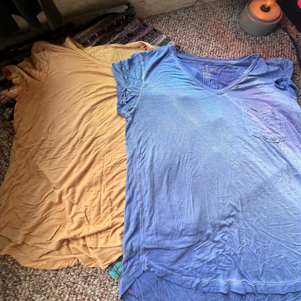2 soft and sexy A.E Shirt medium